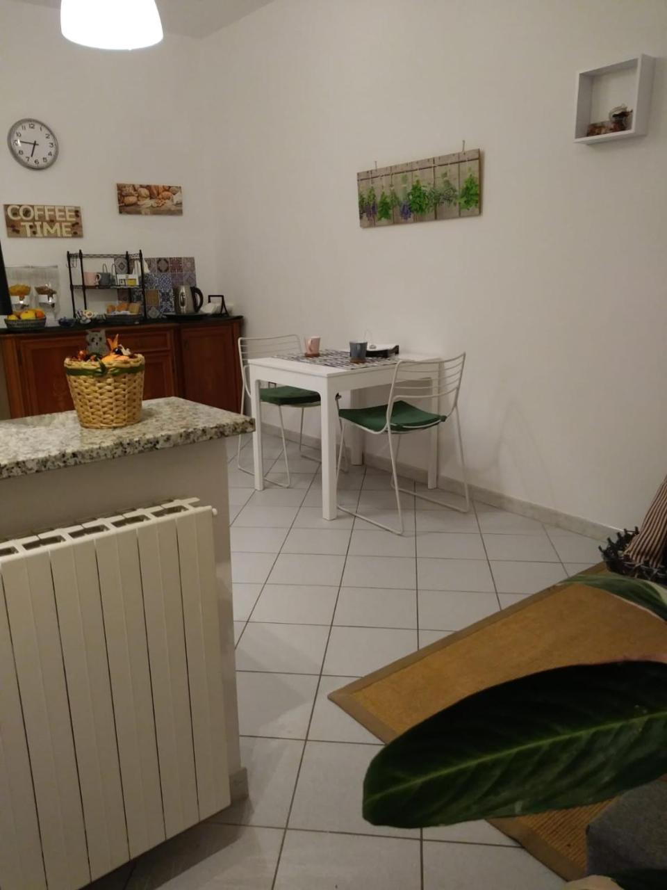 Angy House Apartment Iolanda di Savoia Екстериор снимка